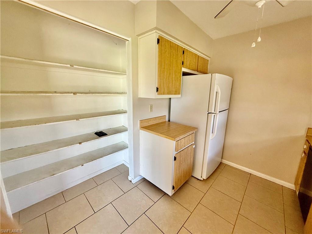 406 Parkside St Property Photo 10