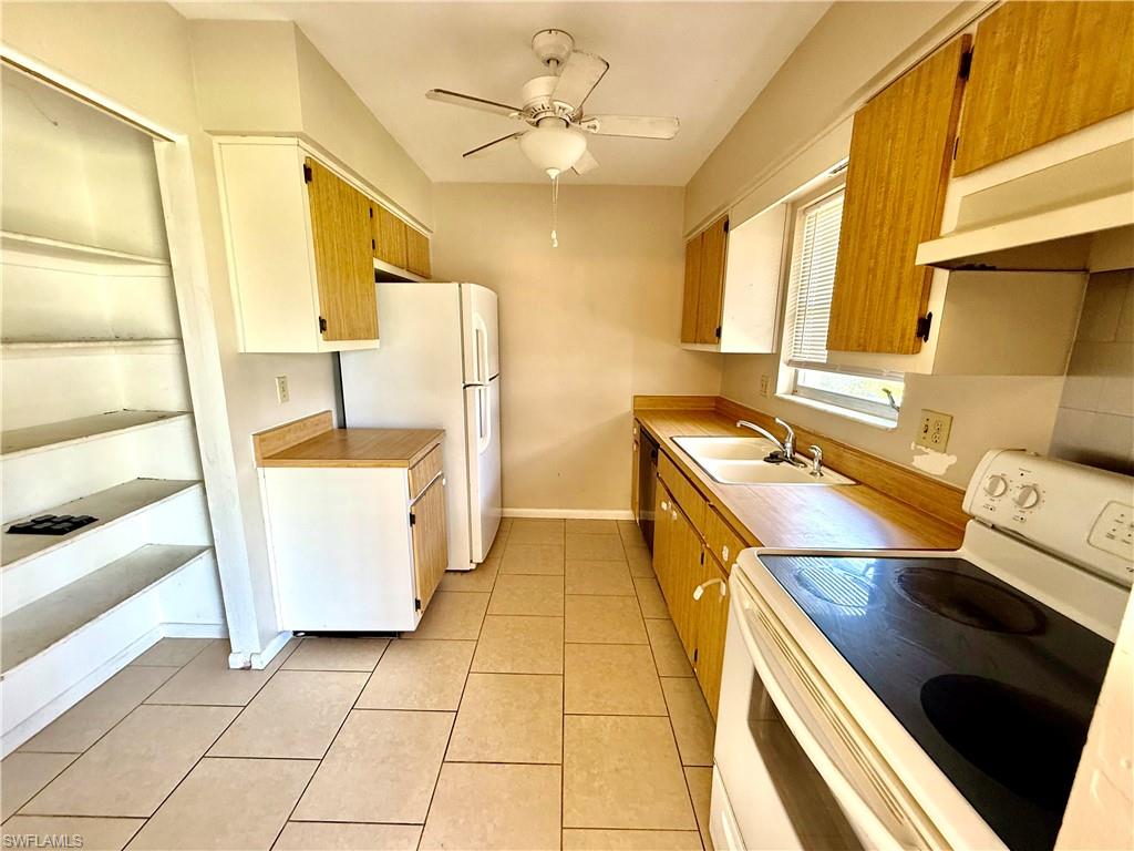 406 Parkside St Property Photo 11