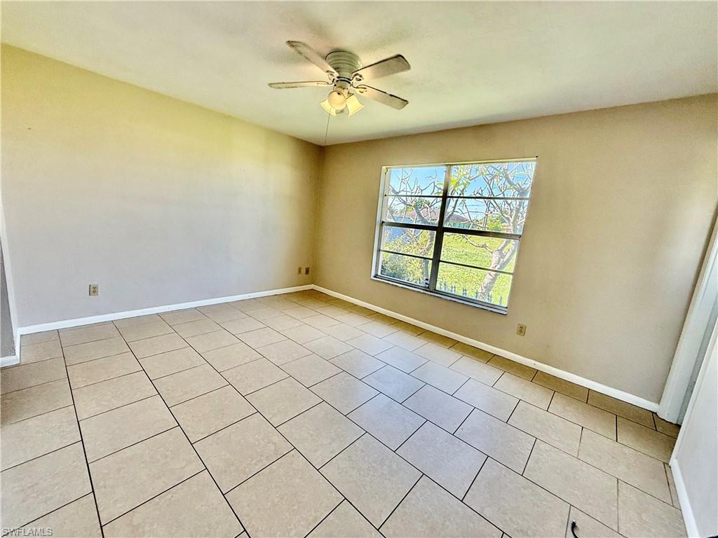 406 Parkside St Property Photo 14