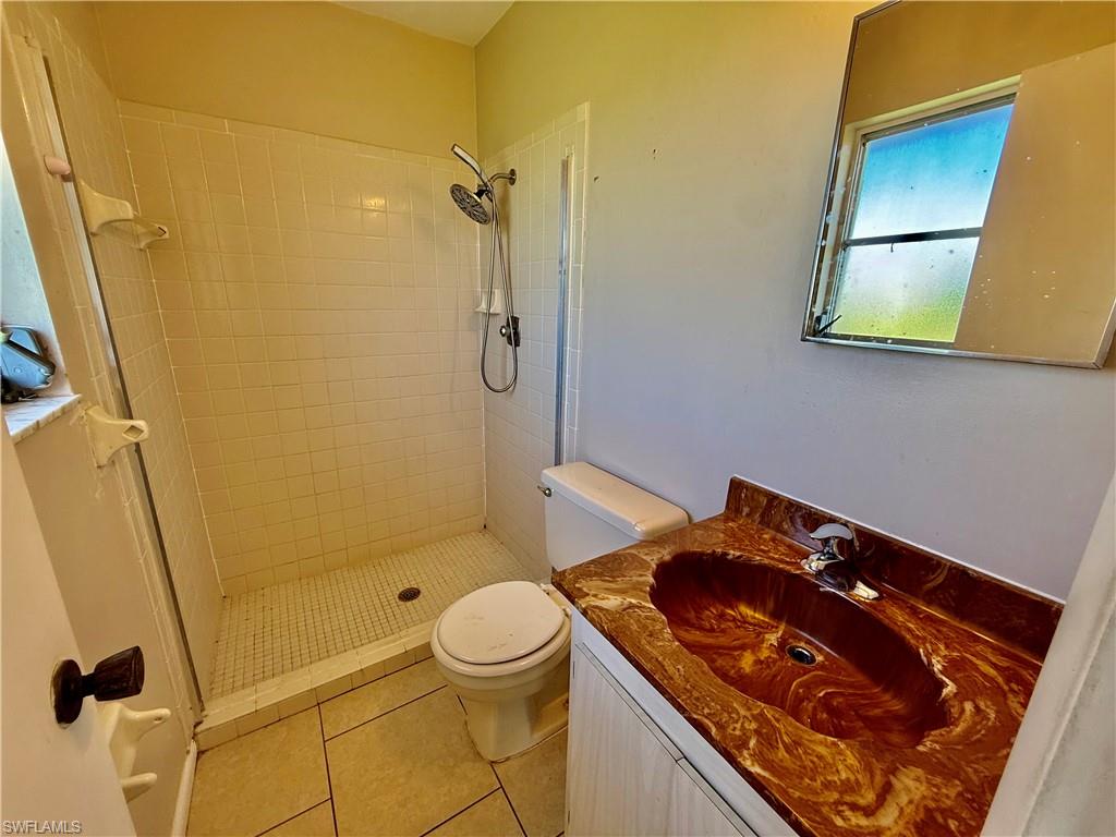 406 Parkside St Property Photo 15