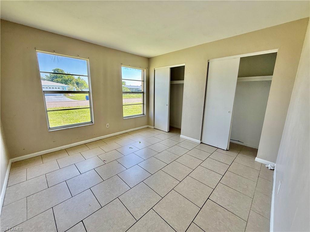 406 Parkside St Property Photo 16