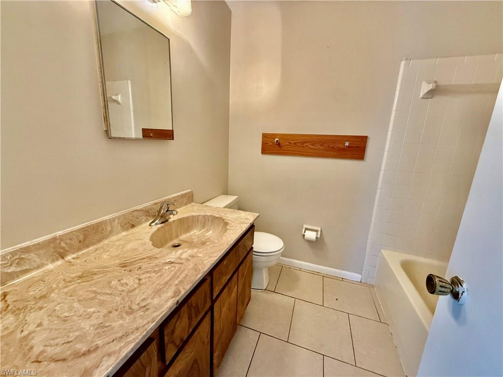 406 Parkside St Property Photo 18