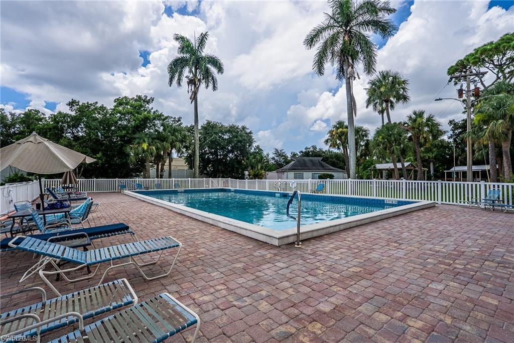 1503 Tropic Ter Property Photo 17