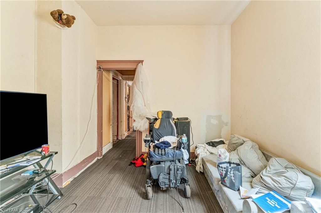 1843 W 26th St Property Photo 6