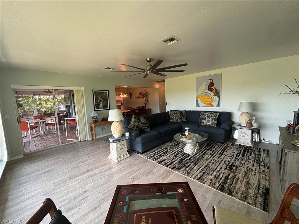 14281 Pacosin Ct Property Photo 9