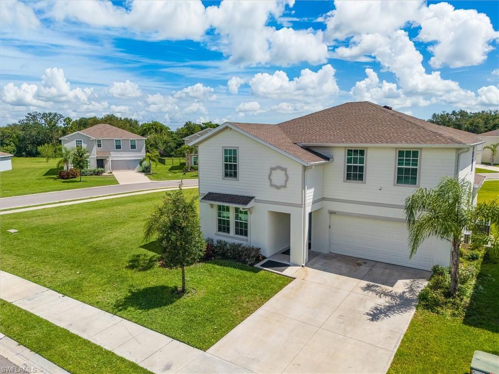 12075 Savanna Lakes Blvd Property Photo 4