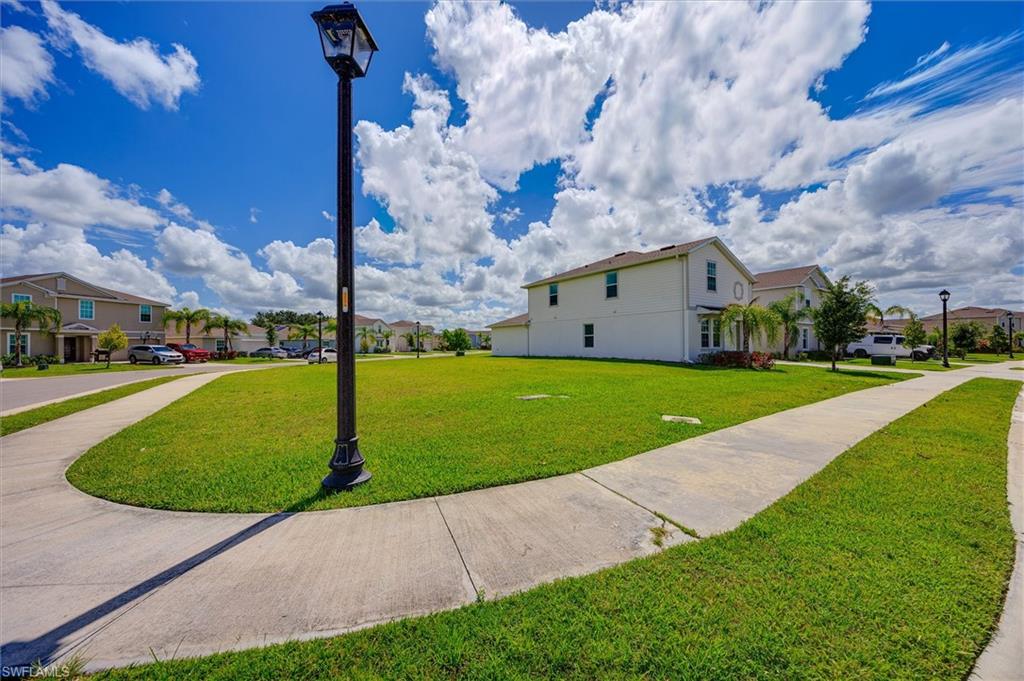 12075 Savanna Lakes Blvd Property Photo 6