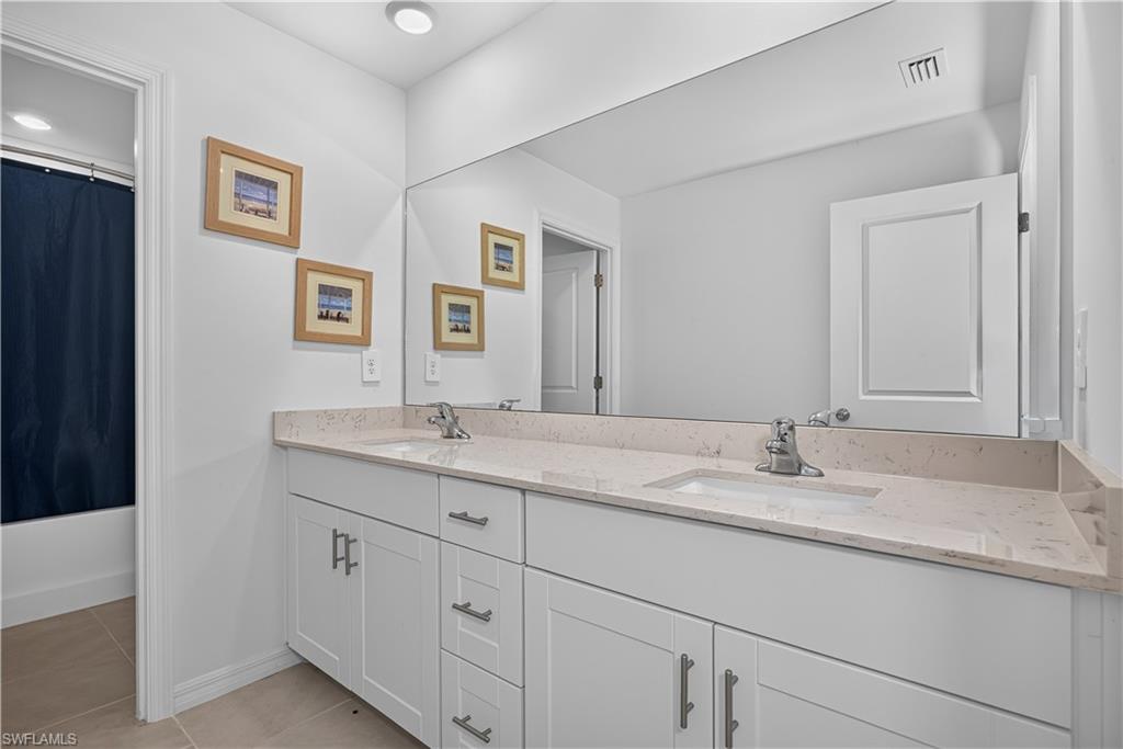 12075 Savanna Lakes Blvd Property Photo 32