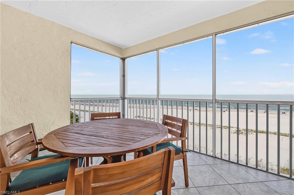 100 Estero Blvd 433 Property Photo 27