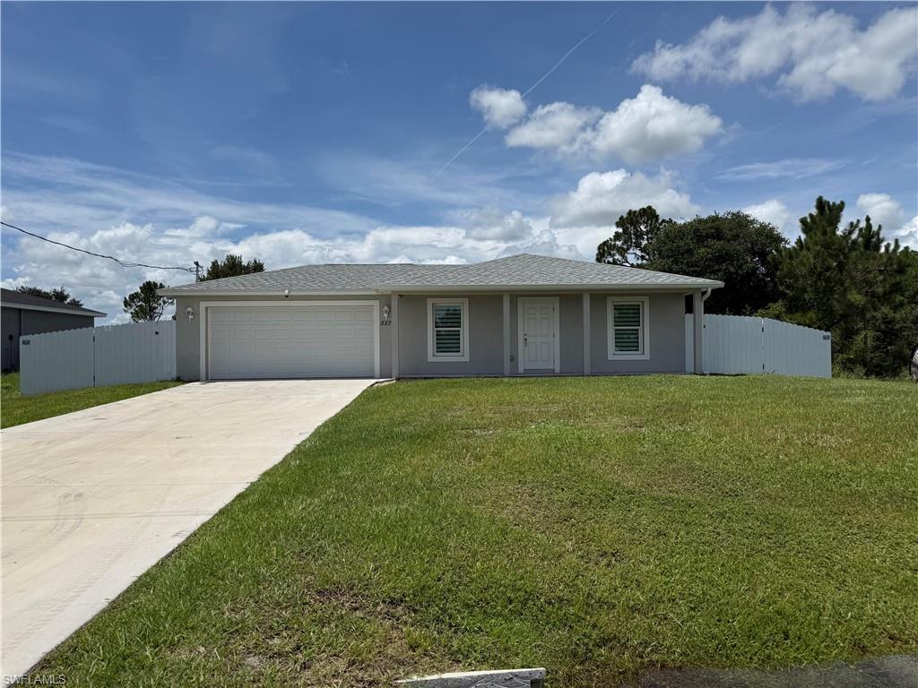 557 Oakshire LN Property Photo 1