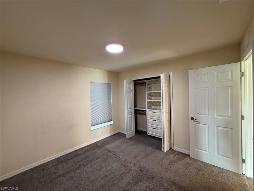 557 Oakshire Ln Property Photo 14