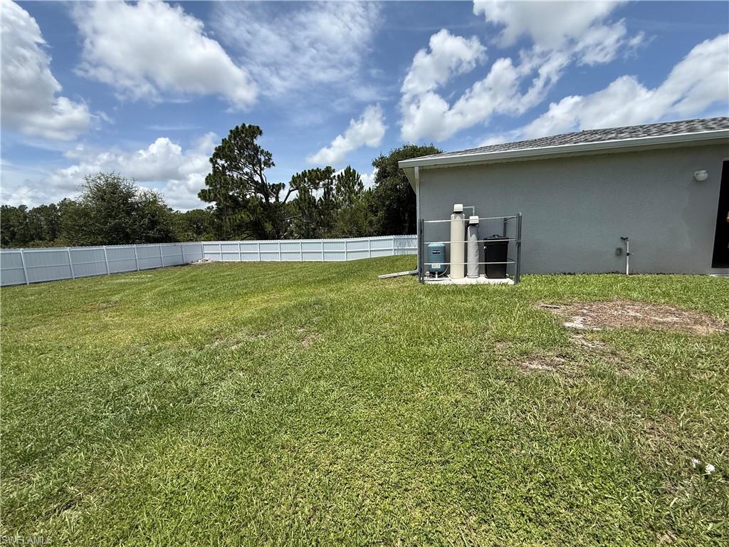 557 Oakshire Ln Property Photo 35