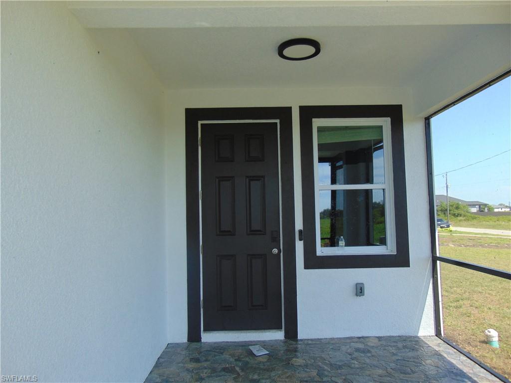 9020 E Castle Cir Property Photo 2