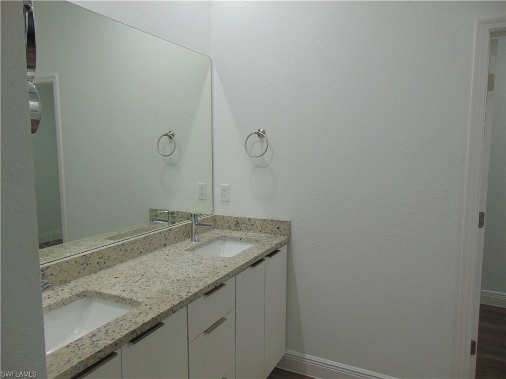 9020 E Castle Cir Property Photo 20