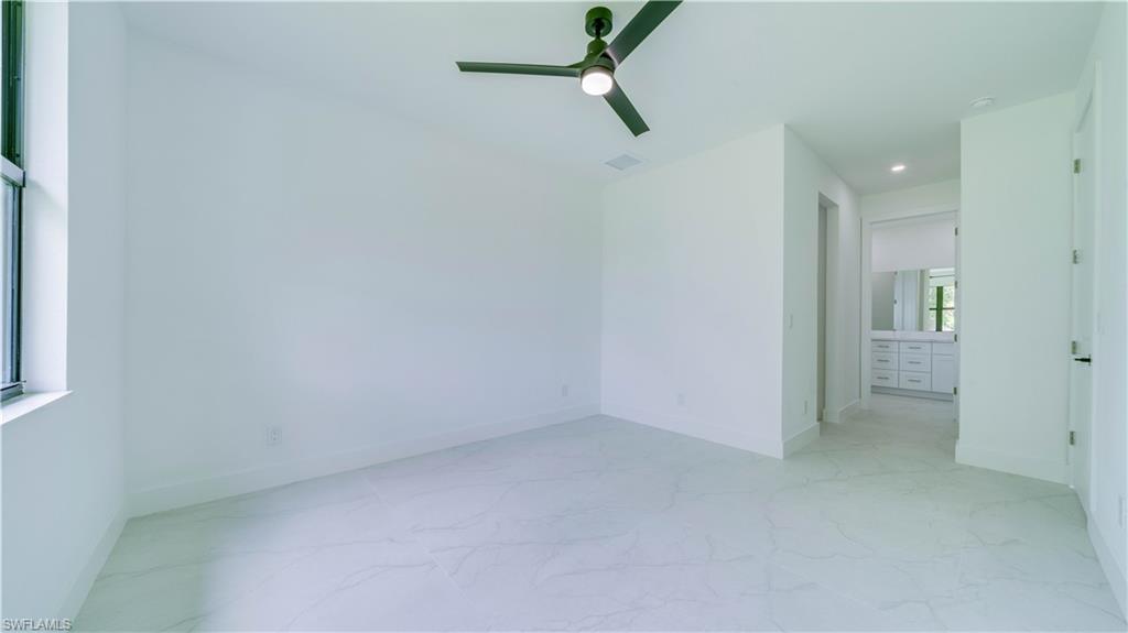 2713 8th St W Property Photo 18