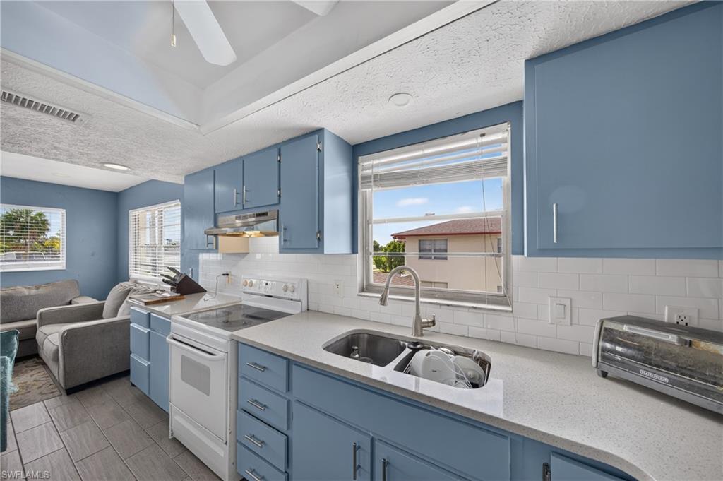 4420 Santa Barbara Blvd 204 Property Photo 10