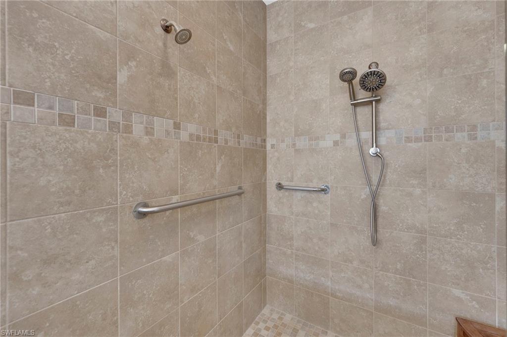 8720 Westwood Oaks Pl Property Photo 15