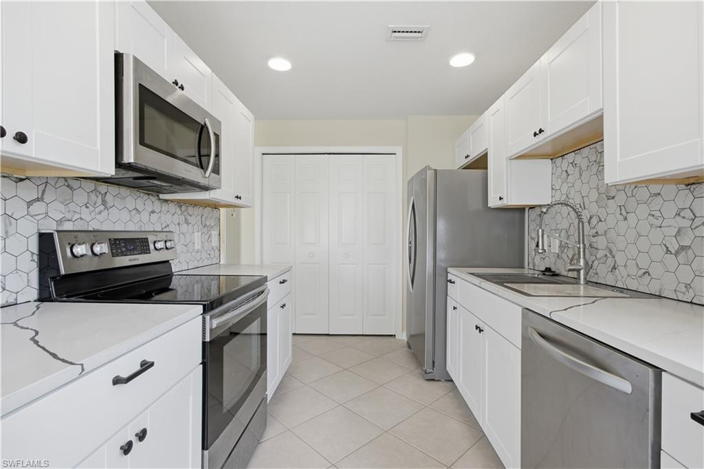 3010 Meandering Way 101 Property Photo 4