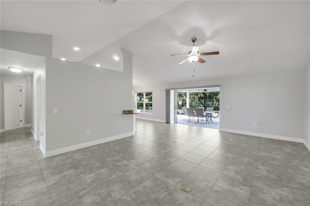 455 Bowman Ter Property Photo 11