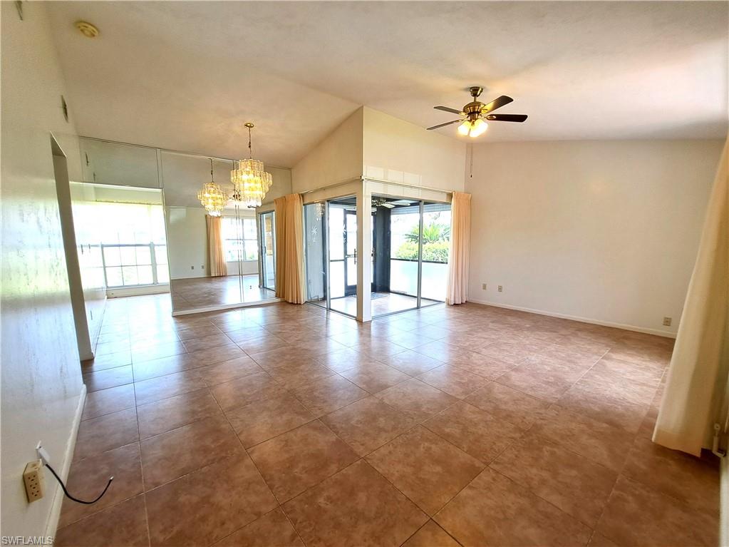 10525 Putnam Ct Property Photo 4