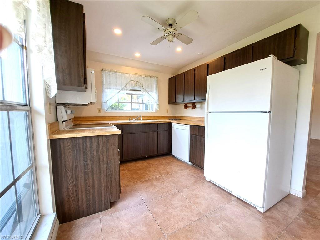 10525 Putnam Ct Property Photo 9