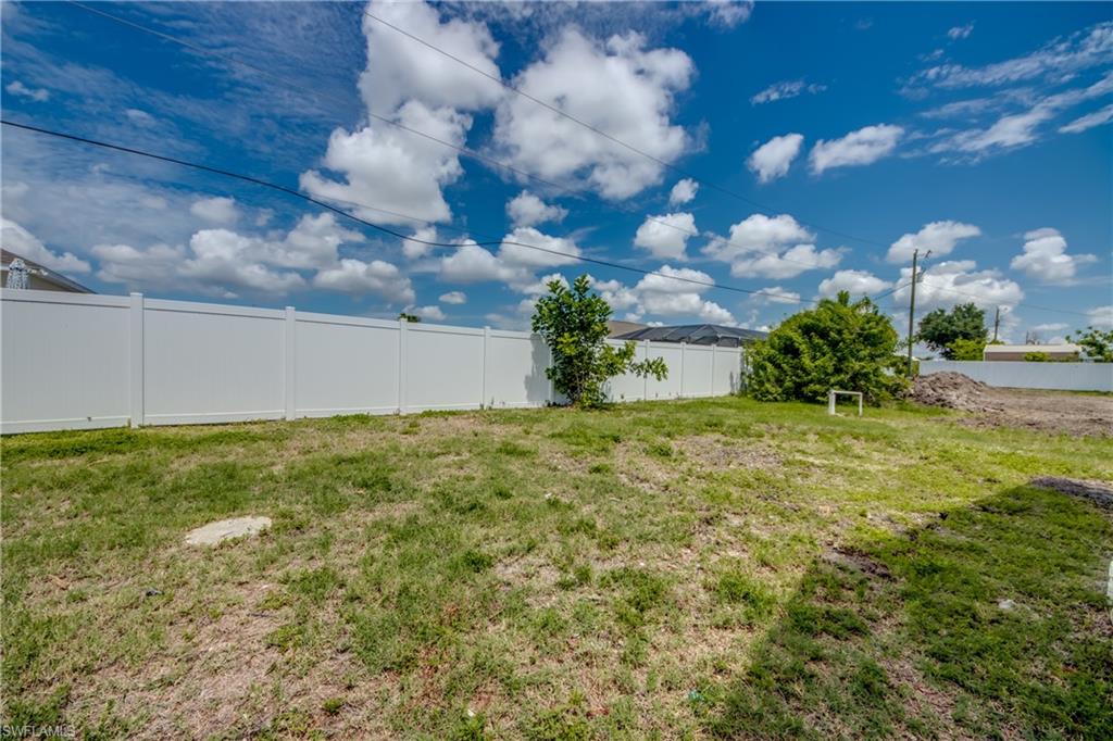 1124 Nw 1st Pl Property Photo 44