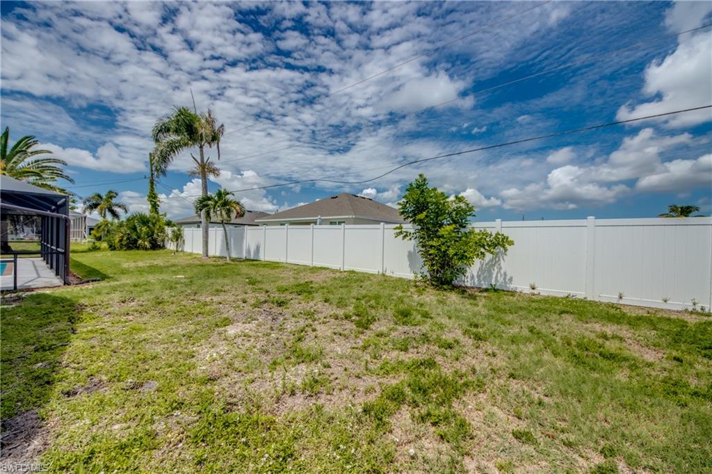 1124 Nw 1st Pl Property Photo 45