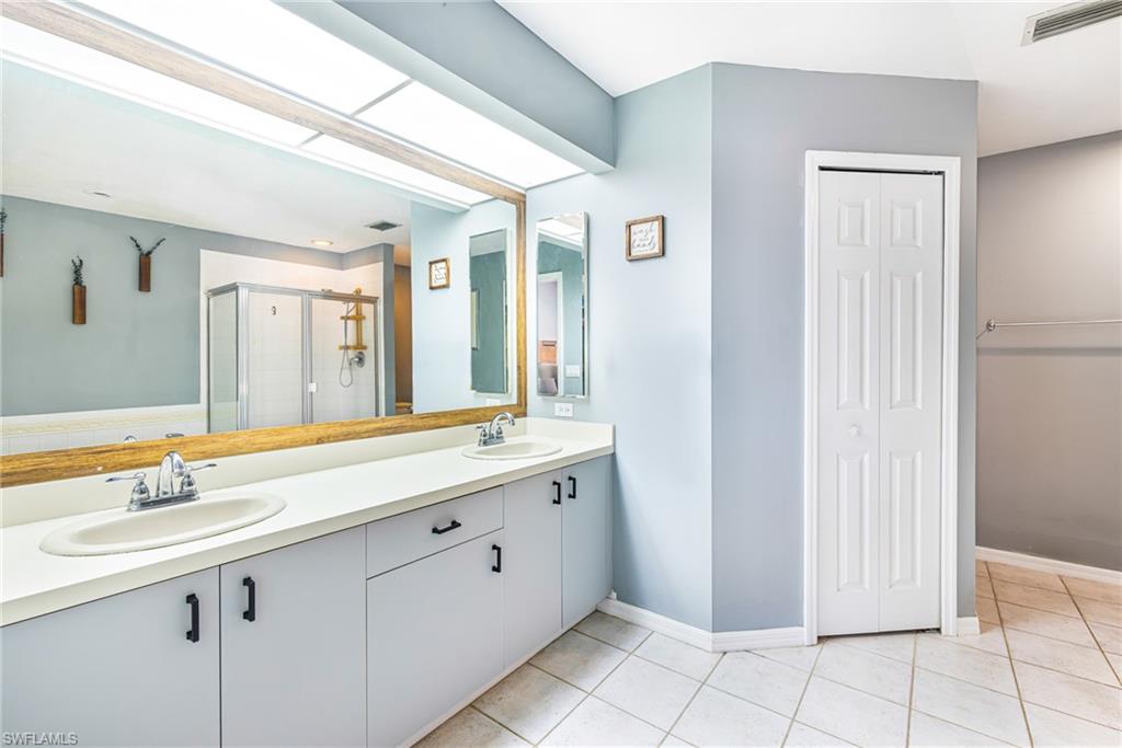 5501 Harbour Castle Dr Property Photo 28