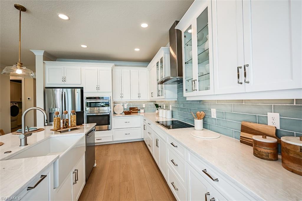 13685 Loredo Way Property Photo 3