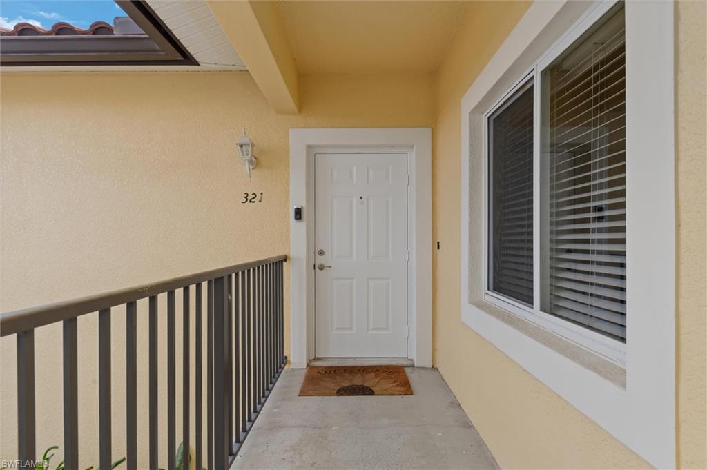 7196 N Plum Tree 321 Property Photo 2