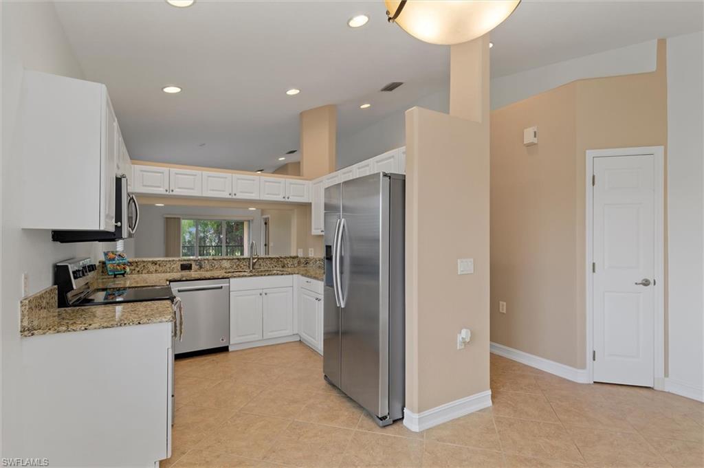 7196 N Plum Tree 321 Property Photo 6