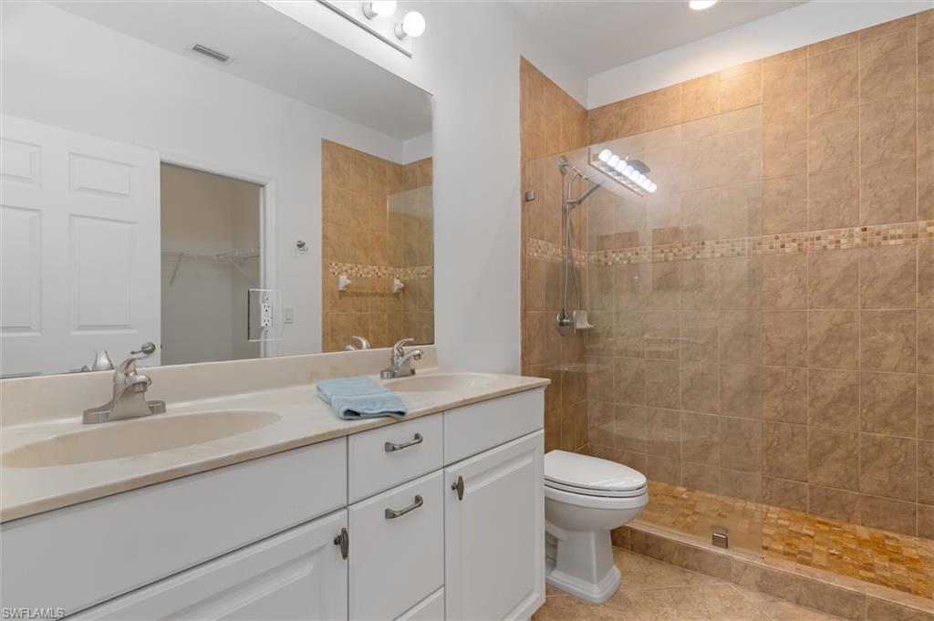 7196 N Plum Tree 321 Property Photo 13