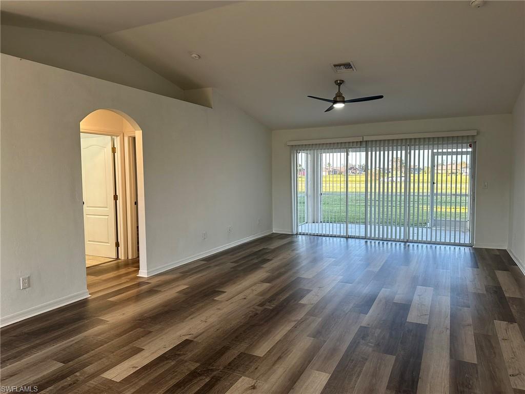 2207 Ne 15th Ln Property Photo 8