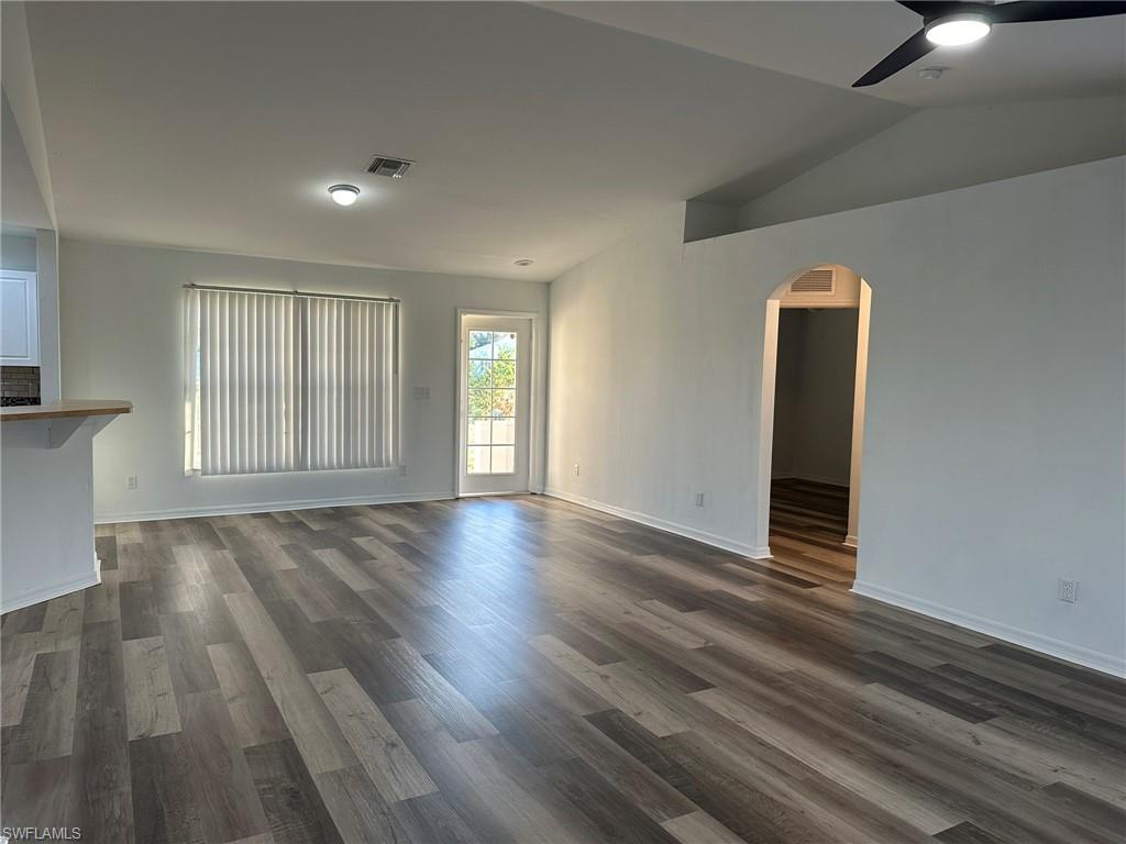 2207 Ne 15th Ln Property Photo 11