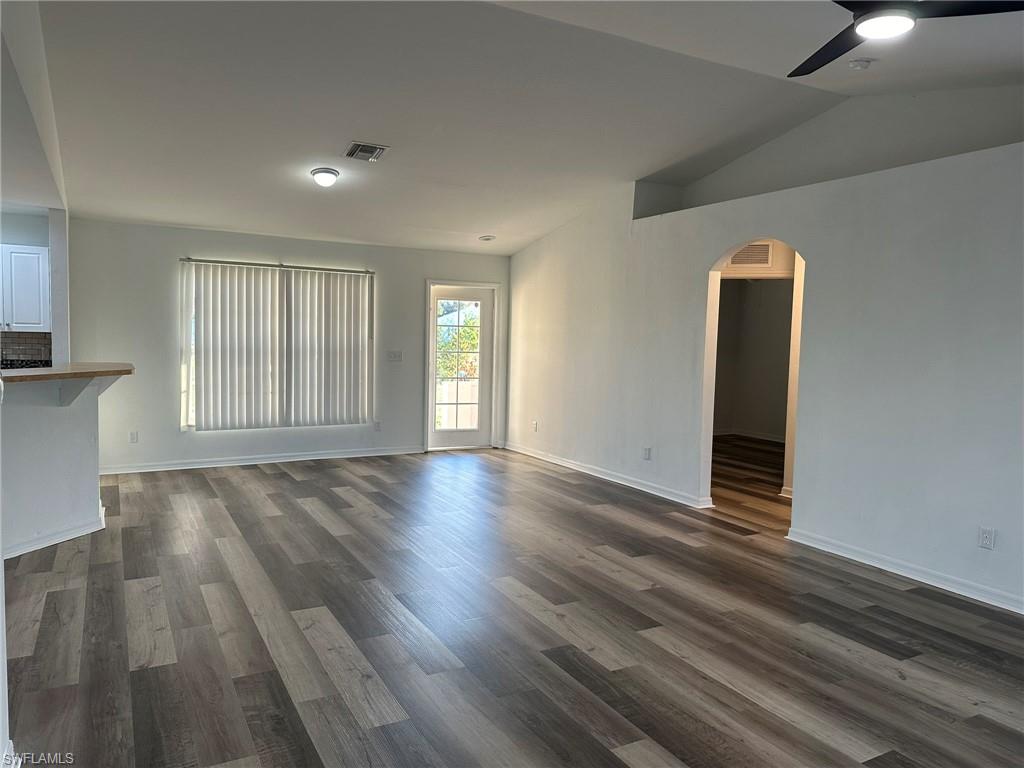 2207 Ne 15th Ln Property Photo 12