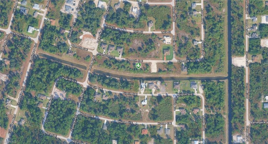 1030 Plymouth St E Property Photo 2