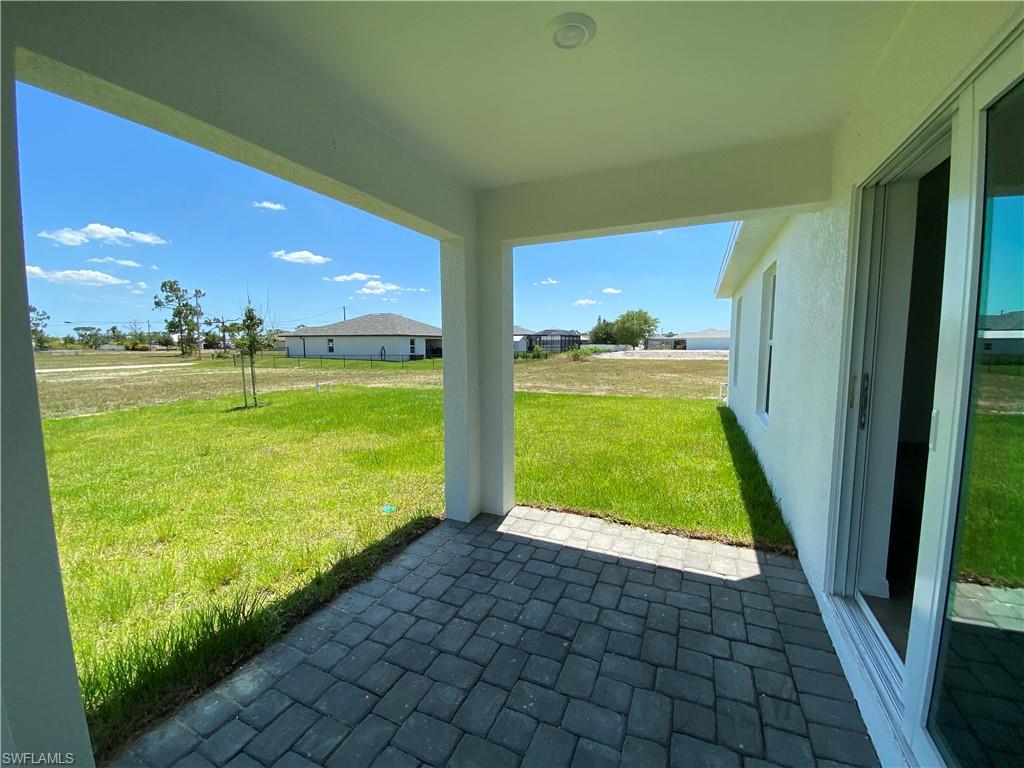 1906 Jacaranda Pkwy W Property Photo 3