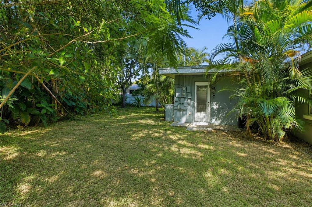 1918 Grace Ave Property Photo 27