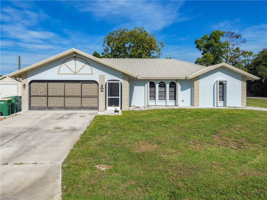 3637 Idlewild ST Property Photo 1