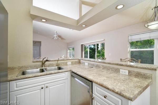 1708 Hibiscus Ave Property Photo 6