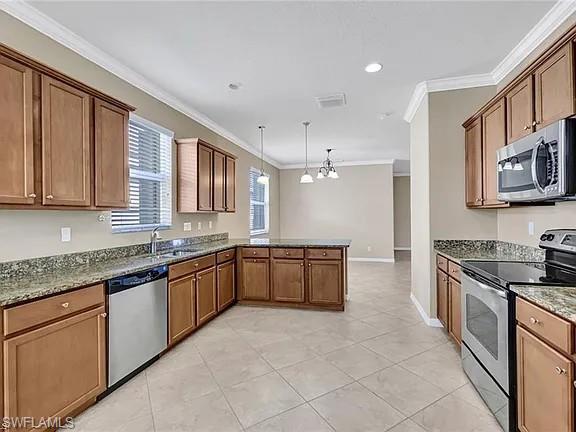 13092 Silver Thorn Loop Property Photo 2