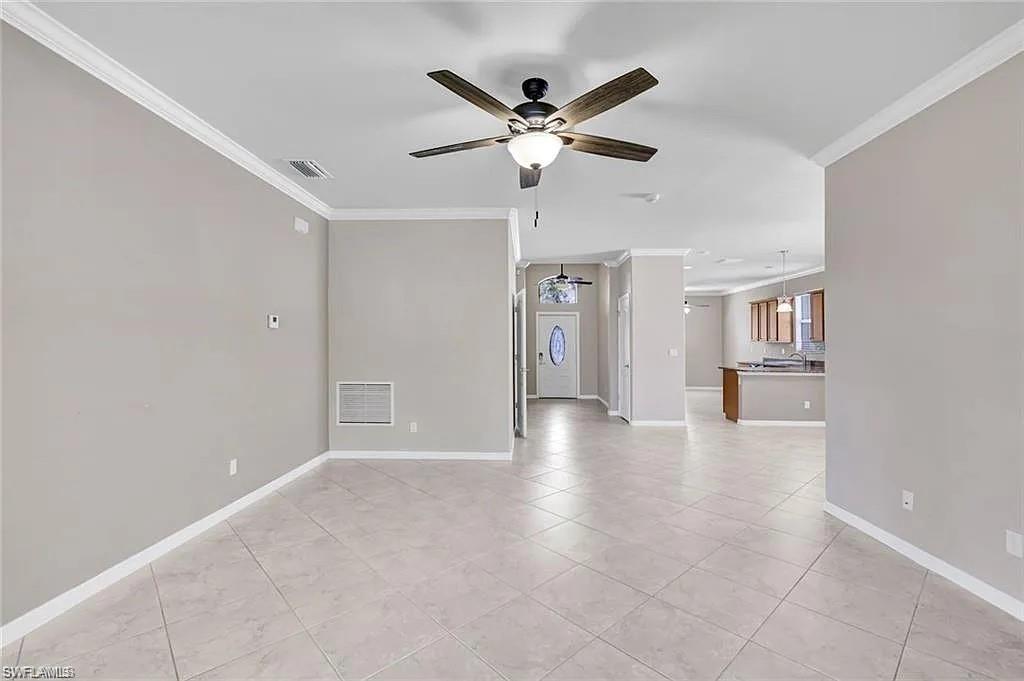 13092 Silver Thorn Loop Property Photo 7