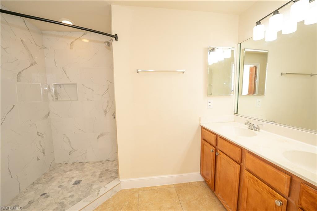 325/327 Se 23rd Ave Property Photo 10