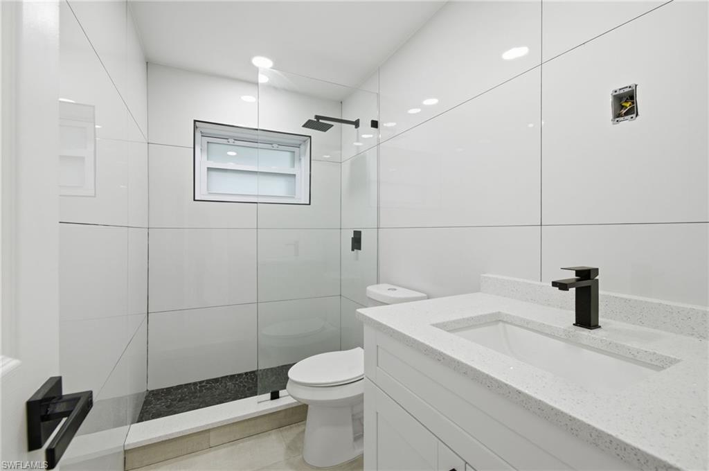 1560 Ricardo Ave Property Photo 7