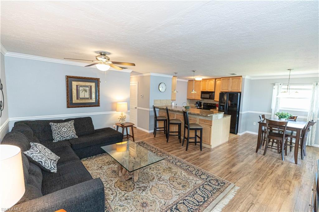 3225 E Riverside Dr 48d Property Photo 11