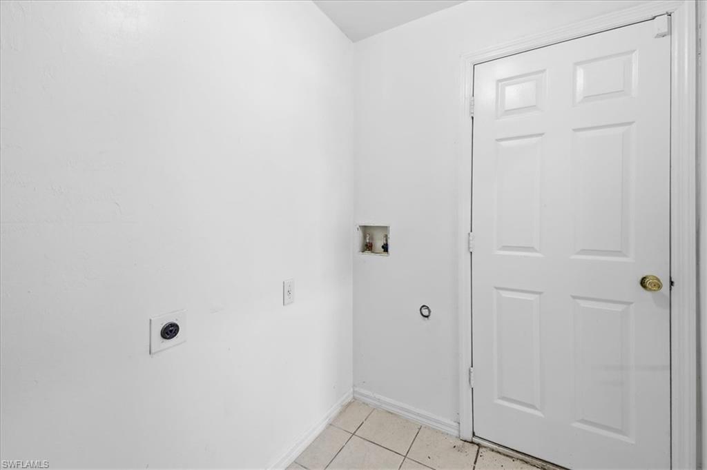 422 Nw 11th Ter Property Photo 25