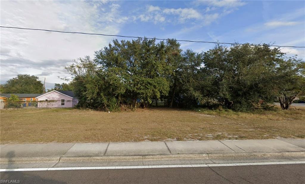 1st St N Property Photo 4