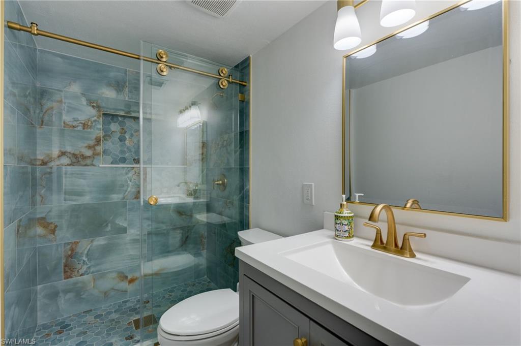 6500 Estero Blvd H302 Property Photo 14