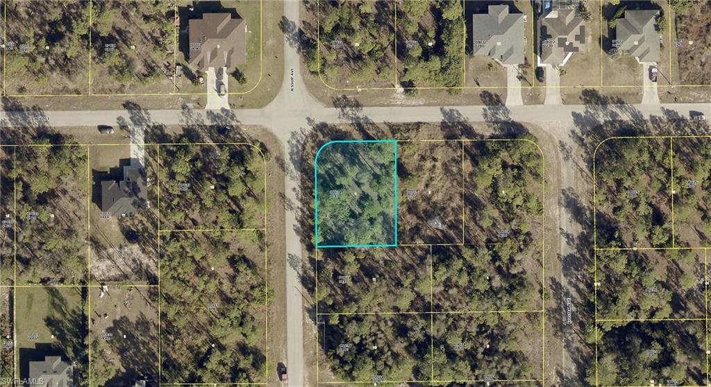 644 Ladd St Property Photo 1