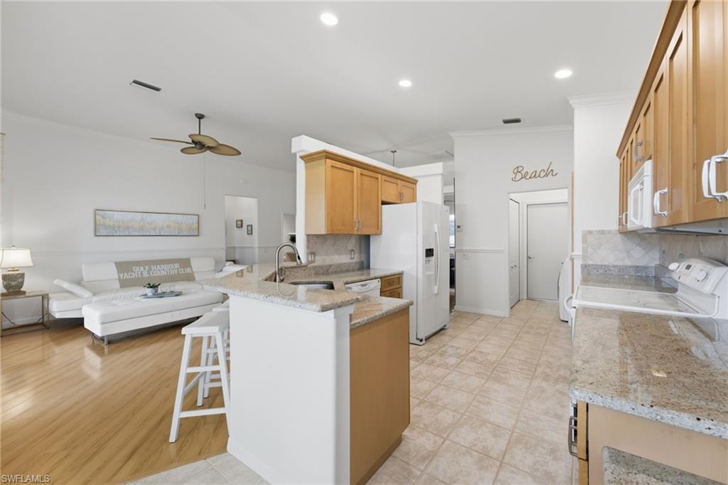 14846 Crescent Cove Dr Property Photo 14